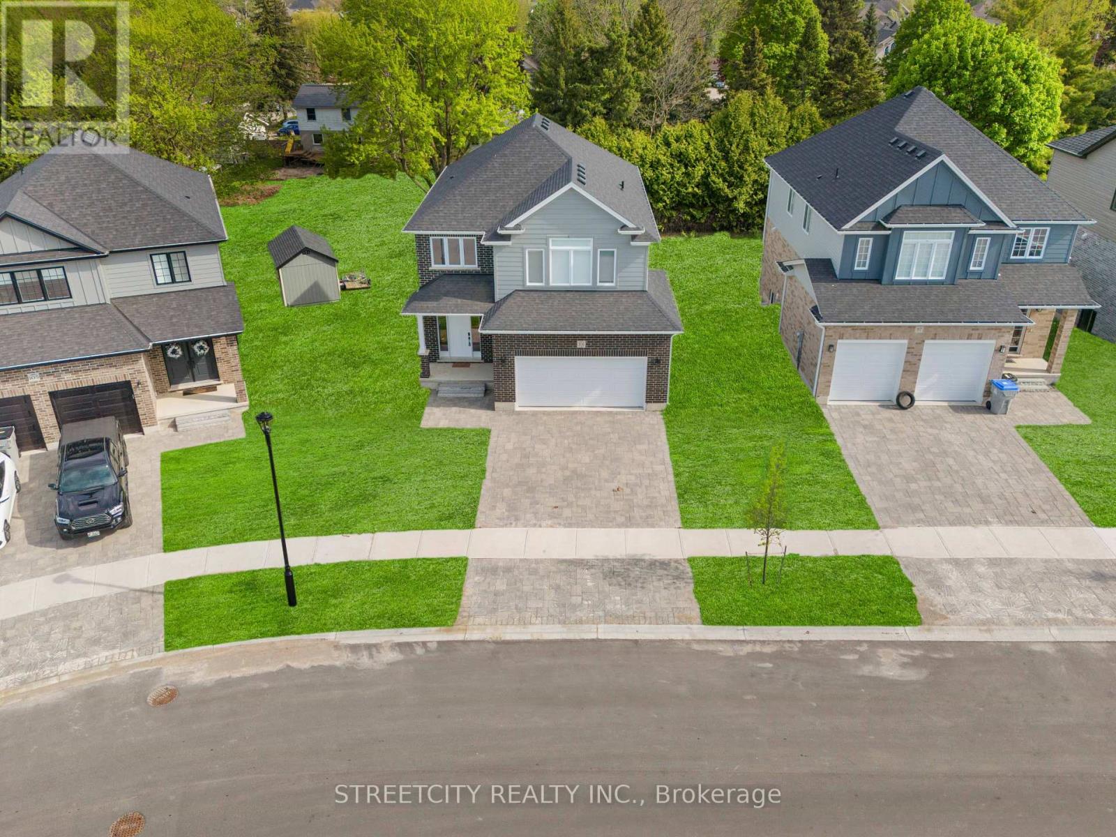 101 Basil Crescent, Middlesex Centre (Ilderton), Ontario  N0M 2A0 - Photo 3 - X12229407