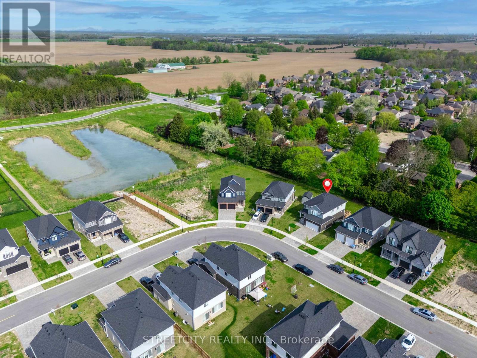 101 Basil Crescent, Middlesex Centre (Ilderton), Ontario  N0M 2A0 - Photo 4 - X12229407