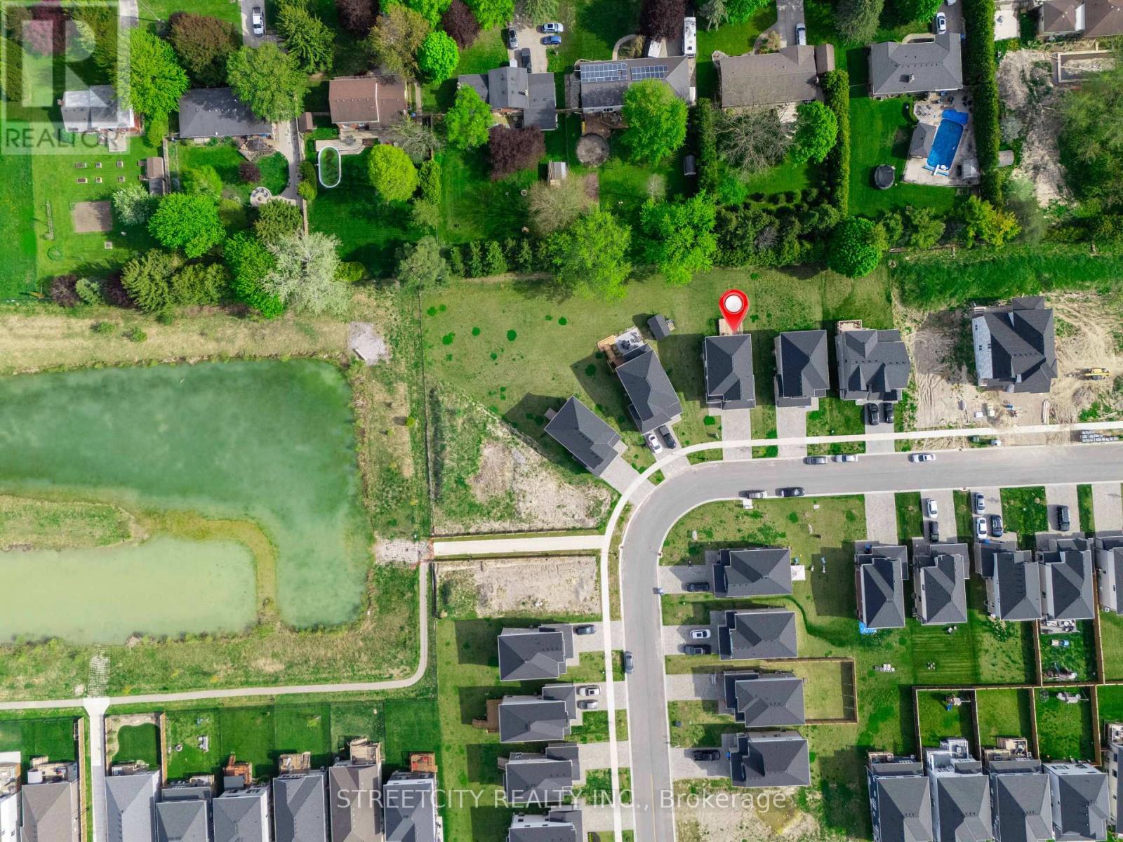101 Basil Crescent, Middlesex Centre (Ilderton), Ontario  N0M 2A0 - Photo 47 - X12229407