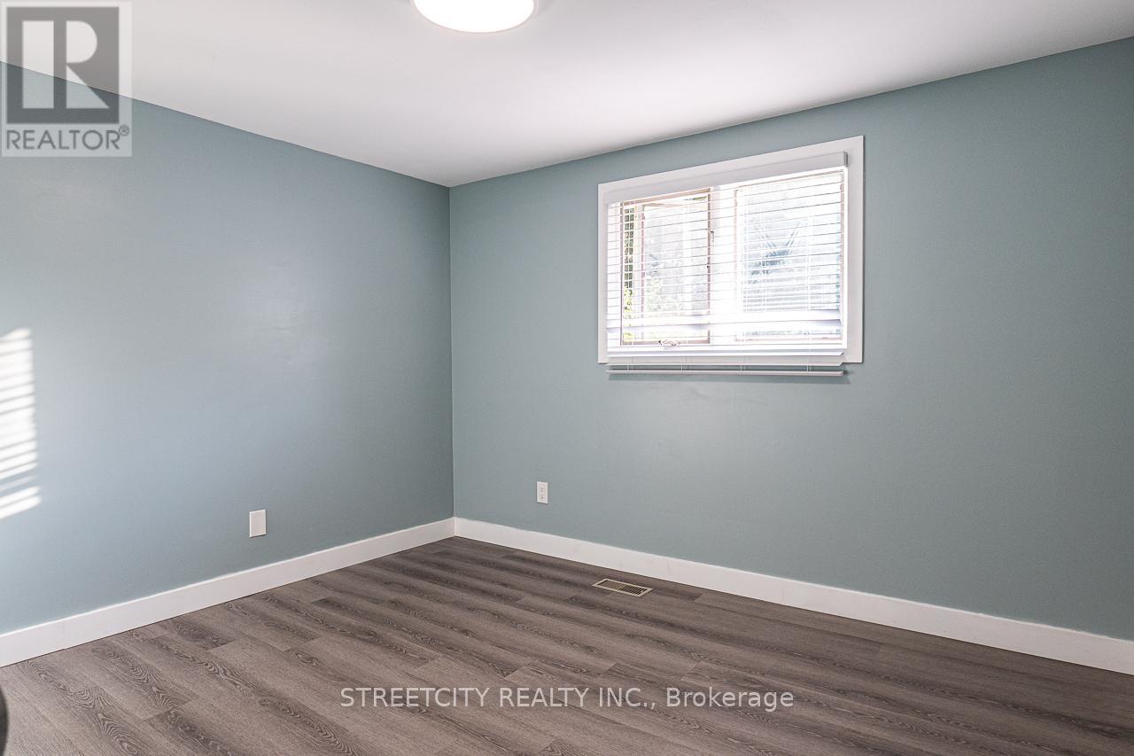729 Hampstead Road, London South, Ontario  N6C 4X7 - Photo 23 - X12229440
