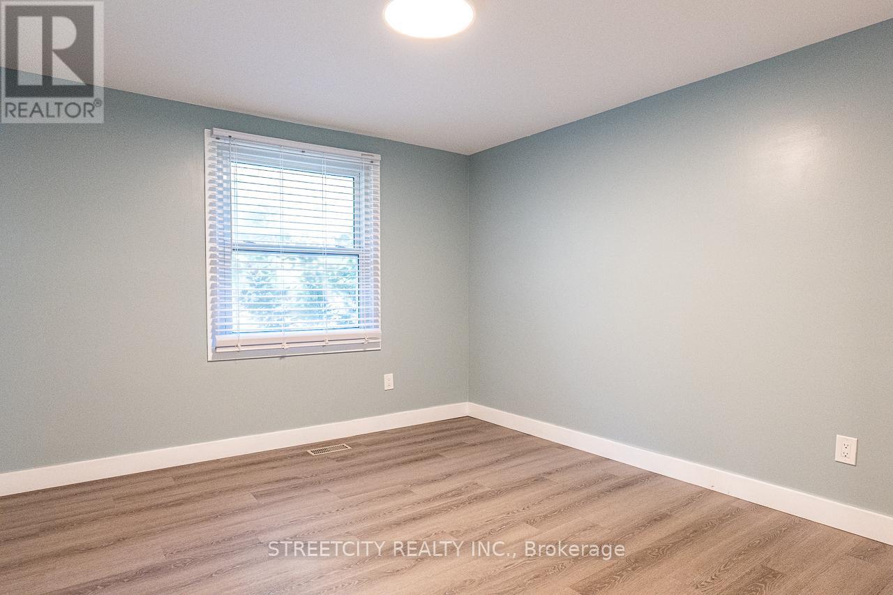729 Hampstead Road, London South, Ontario  N6C 4X7 - Photo 26 - X12229440