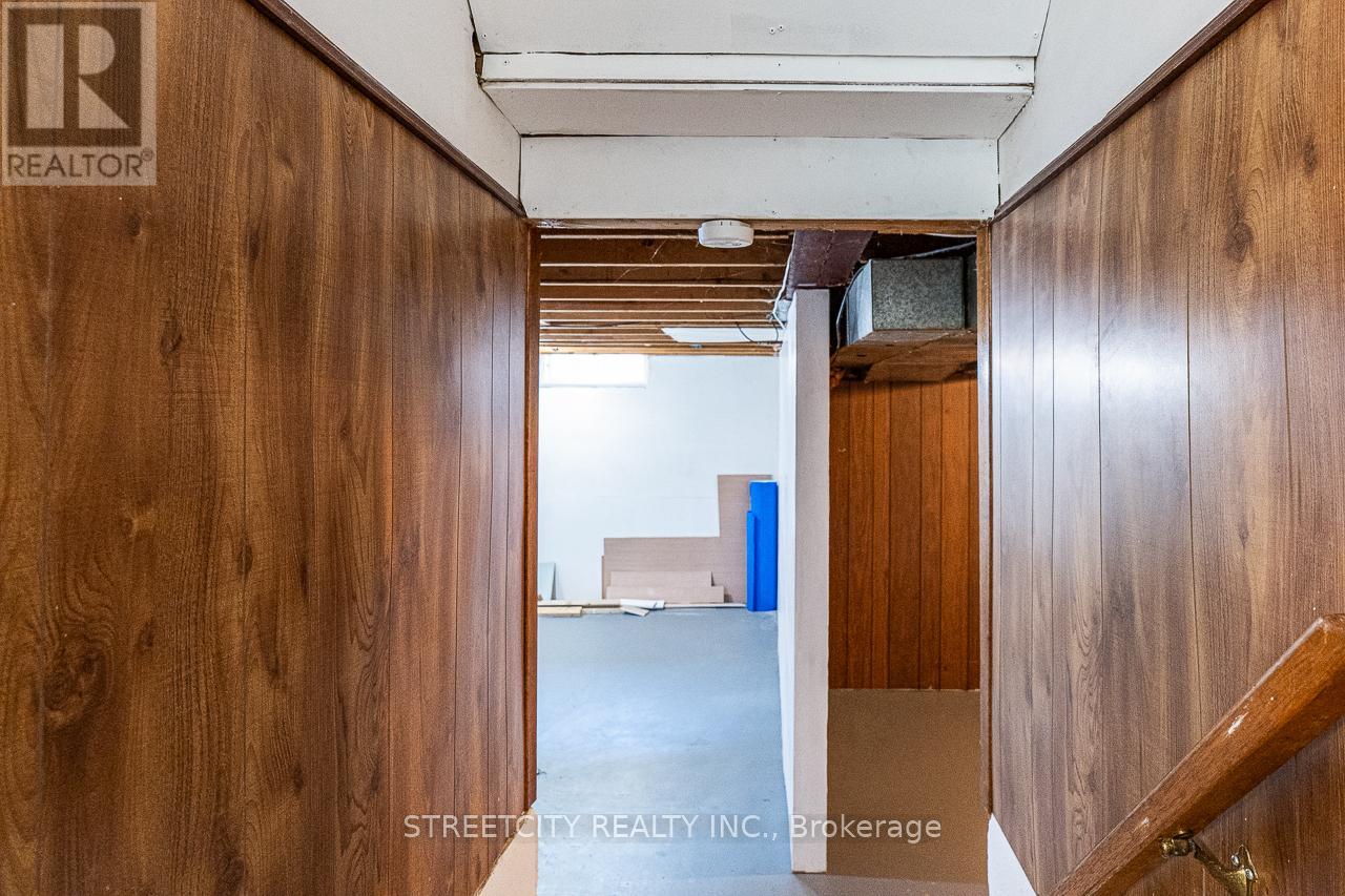 729 Hampstead Road, London South, Ontario  N6C 4X7 - Photo 40 - X12229440