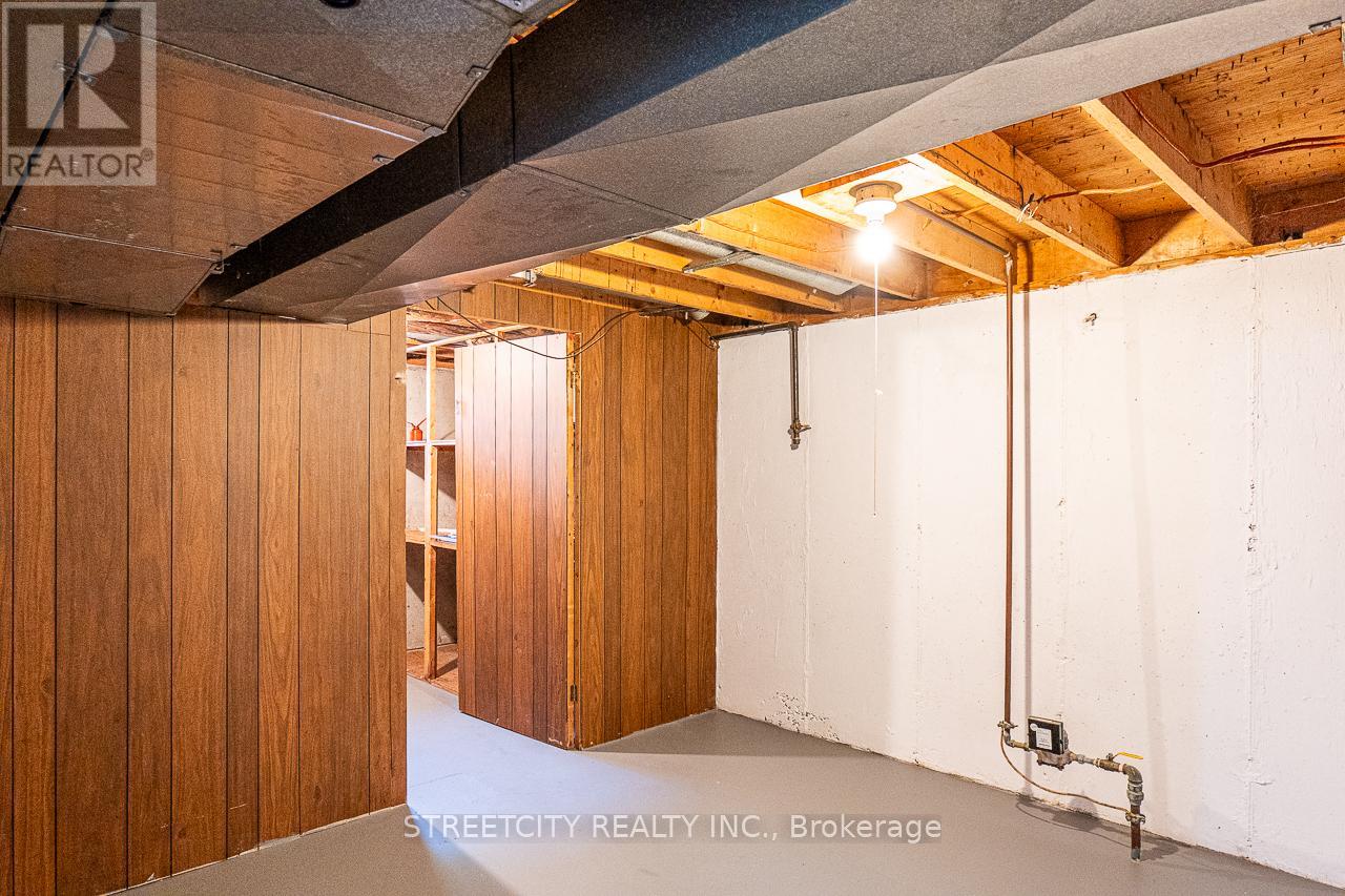 729 Hampstead Road, London South, Ontario  N6C 4X7 - Photo 44 - X12229440