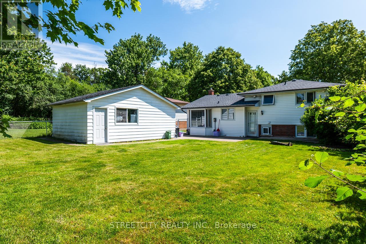 729 Hampstead Road, London South, Ontario  N6C 4X7 - Photo 47 - X12229440