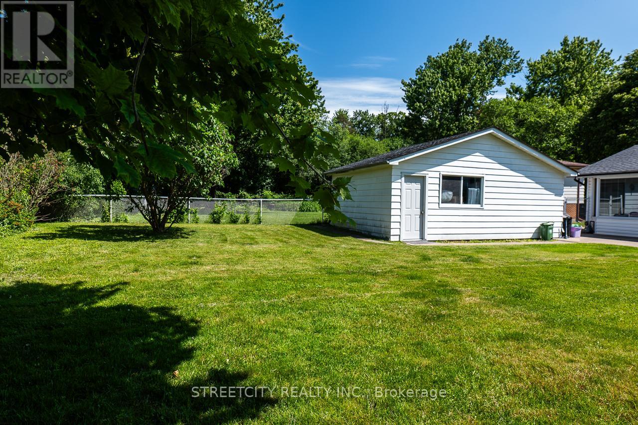 729 Hampstead Road, London South, Ontario  N6C 4X7 - Photo 50 - X12229440