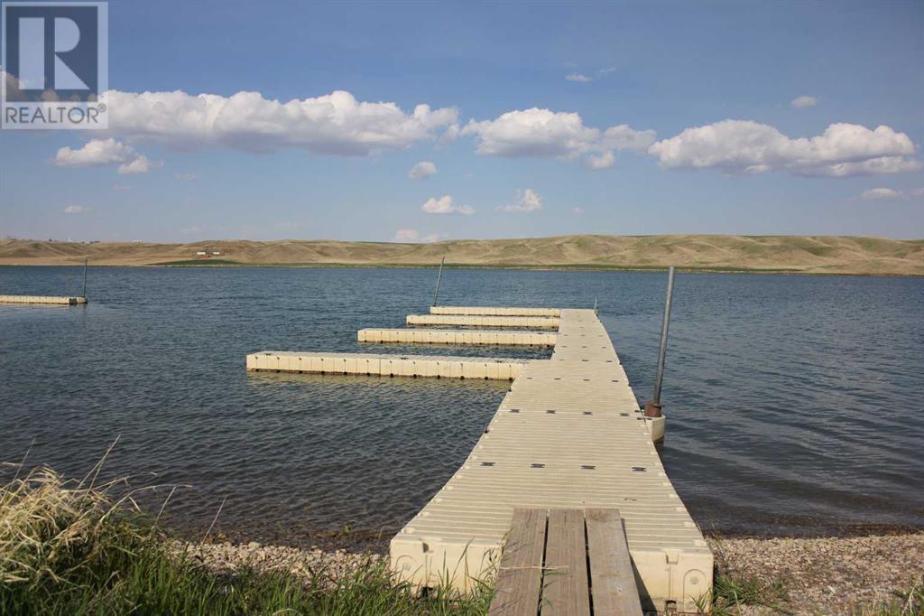 26 White Pelican Way, Rural Vulcan County, Alberta  T0L 2B0 - Photo 10 - A2229893