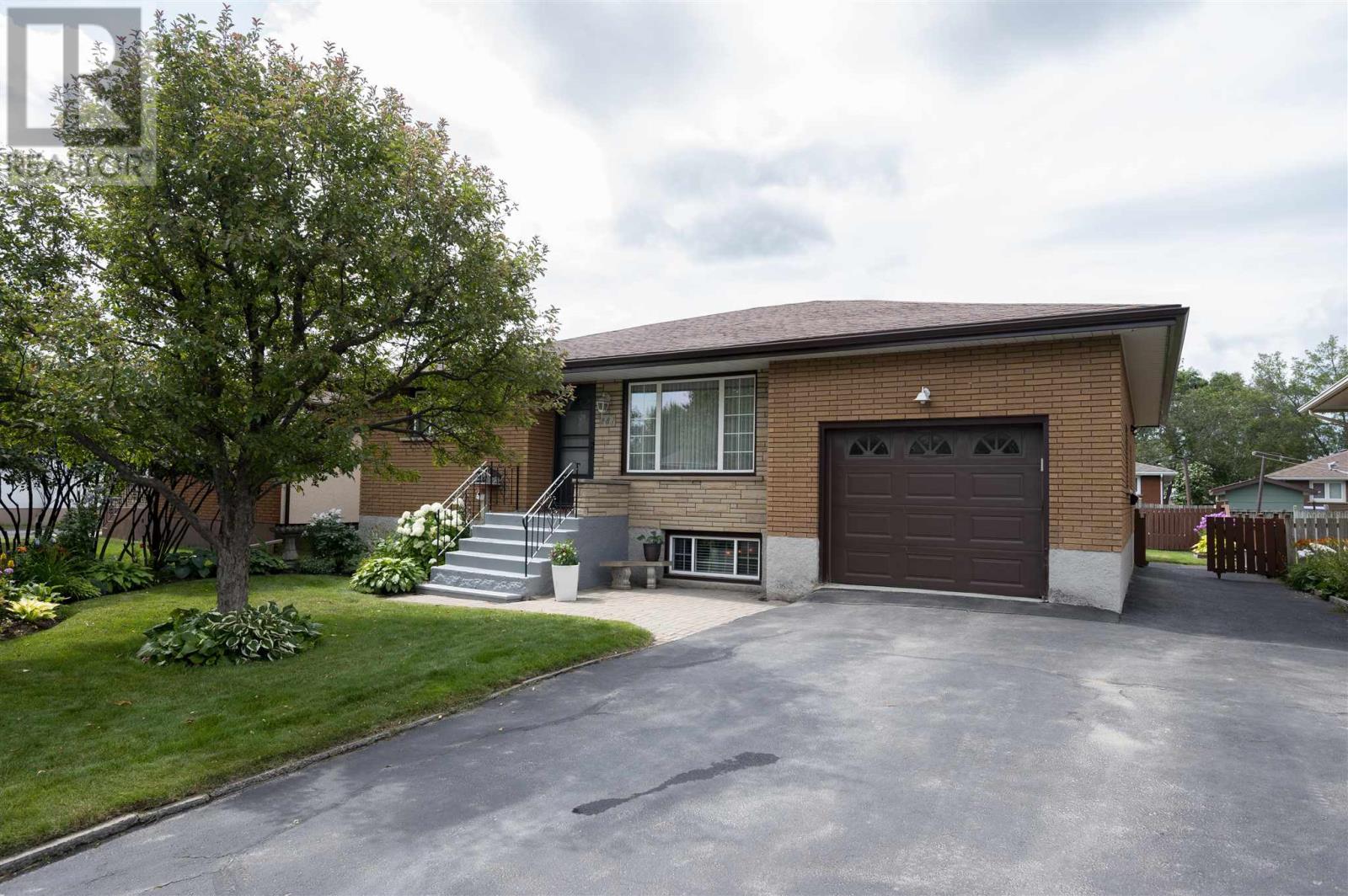 Property at 881 John Street image 1