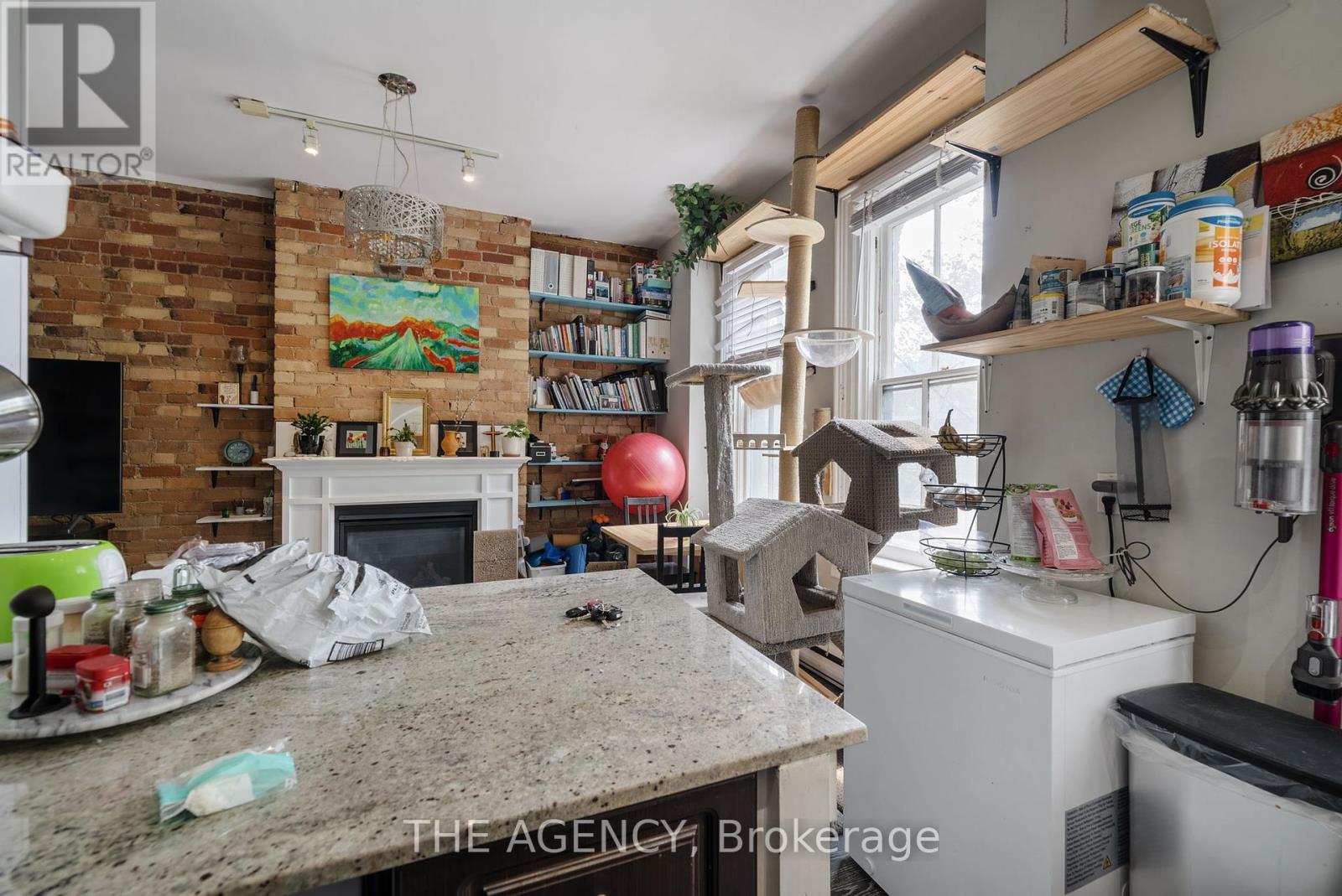 31 Rose Avenue, Toronto (Cabbagetown-South St. James Town), Ontario  M4X 1N7 - Photo 12 - C12229216