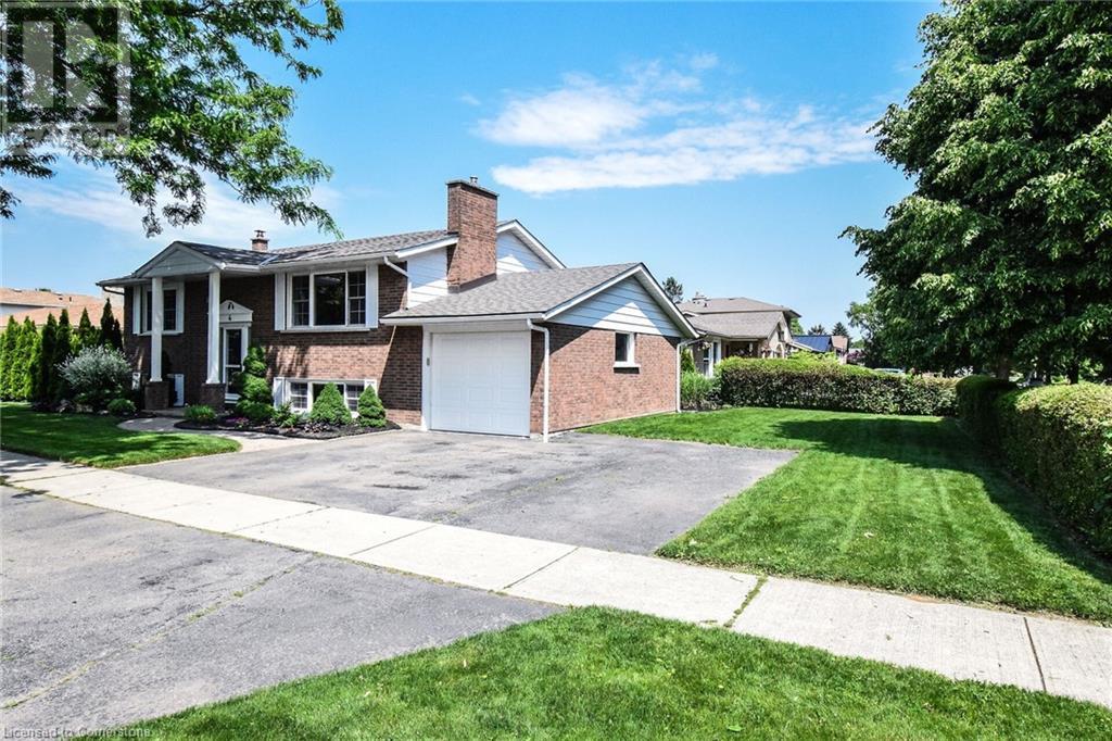 Property at 4 BELAIR Drive image 2