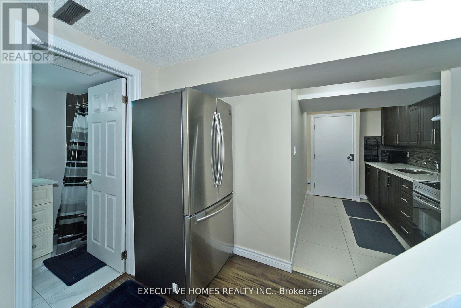 194 Braymore Boulevard, Toronto, Ontario  M1B 2G8 - Photo 22 - E12229275