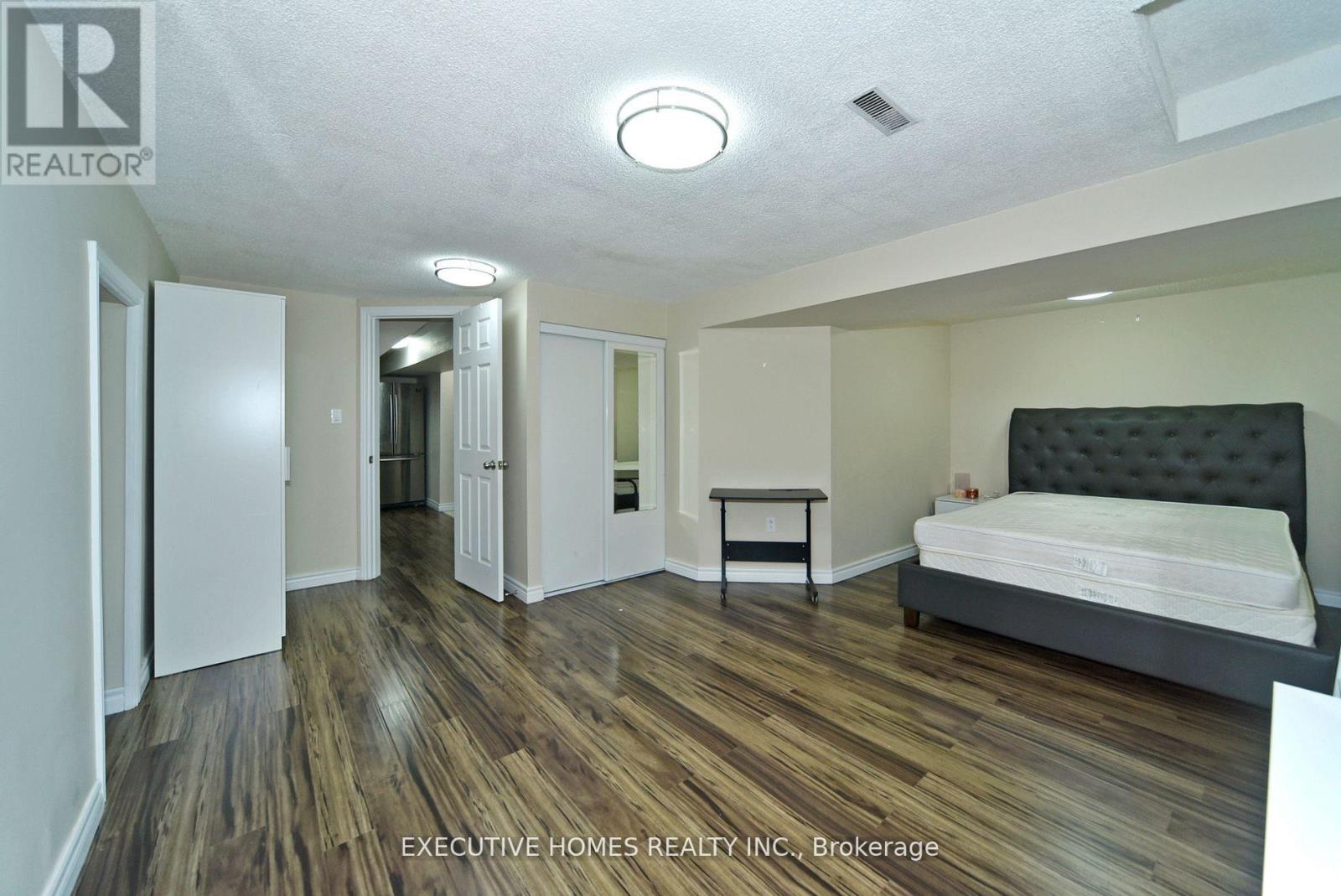 194 Braymore Boulevard, Toronto, Ontario  M1B 2G8 - Photo 25 - E12229275
