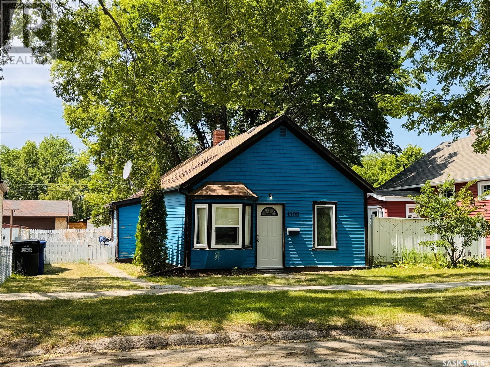 Property at 1305 G AVENUE N image 3