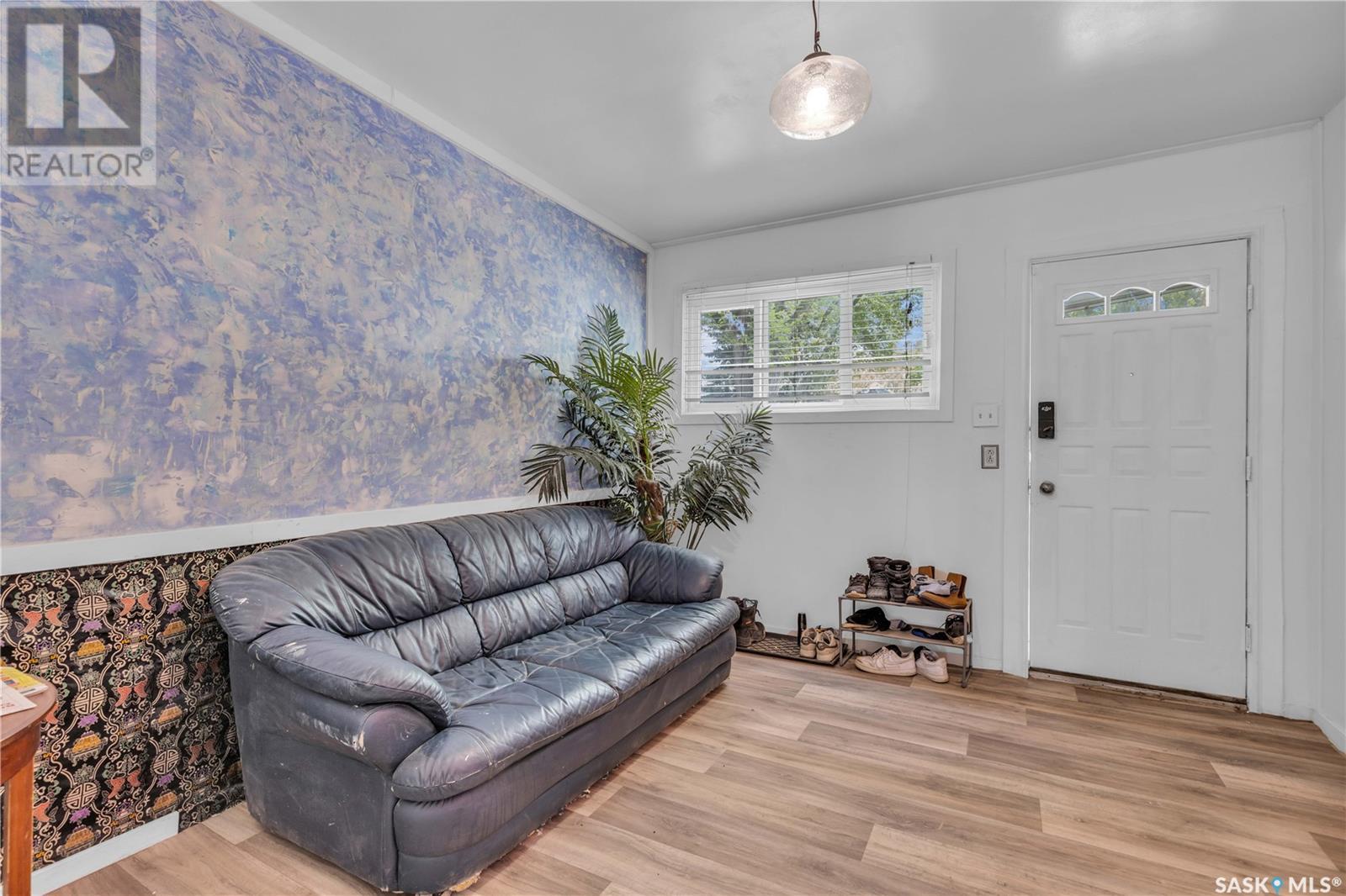 Property at 1317 G AVENUE N image 3