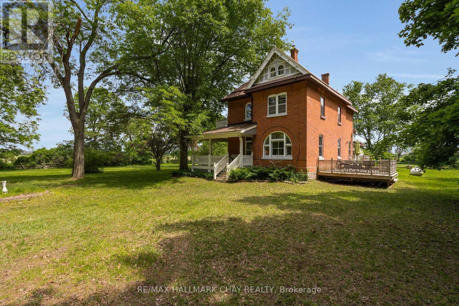 1407 Flos 8 Road W, Springwater, Ontario  L0L 1P0 - Photo 2 - S12229290