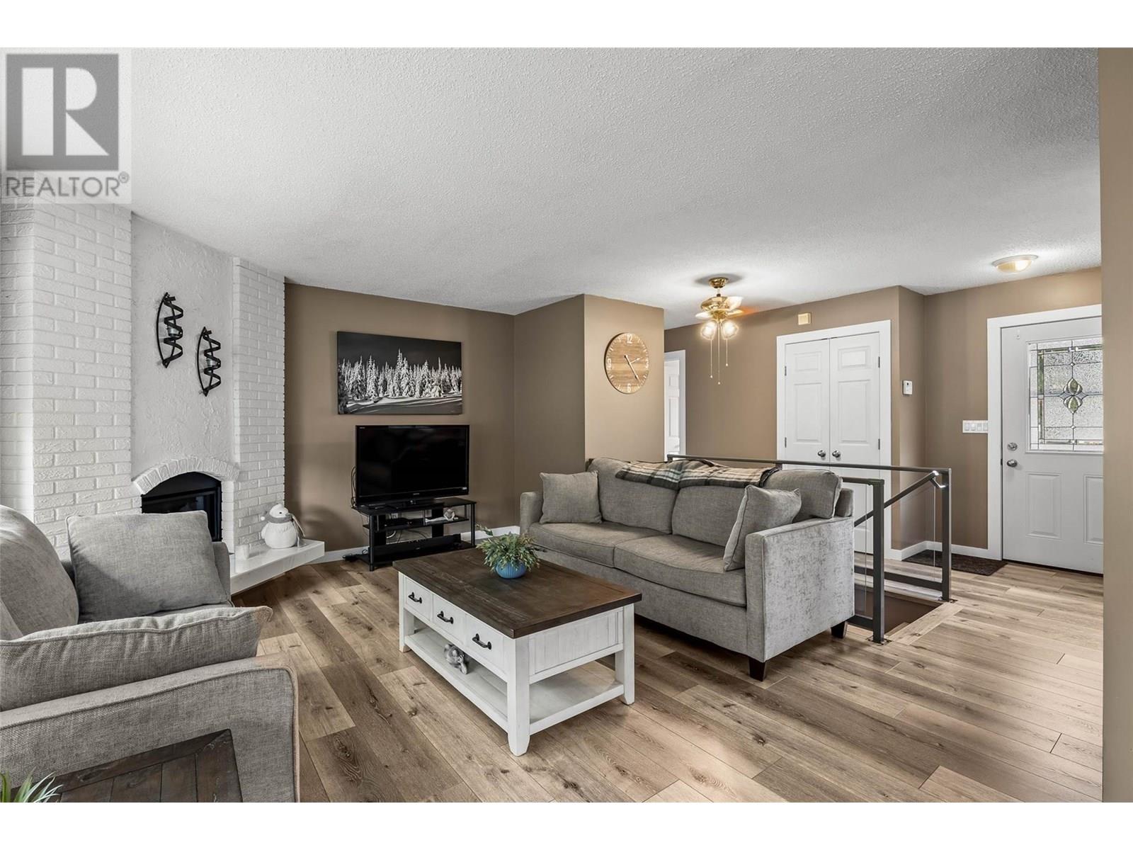 Property at 1197 HIGHRIDGE Drive image 5