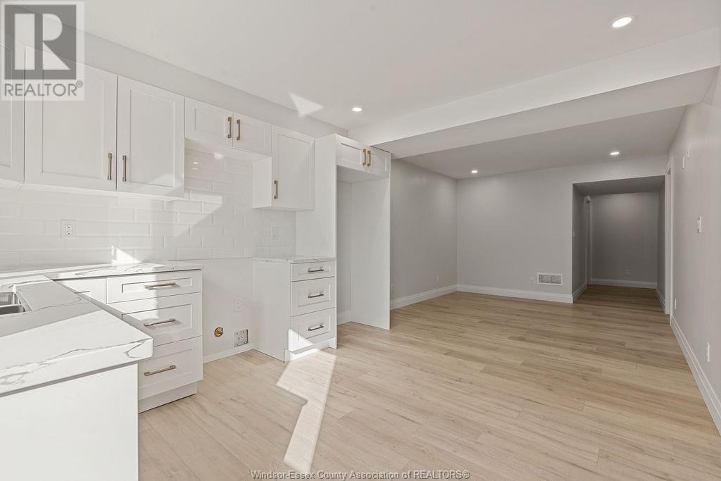 2611 Pillette Road, Windsor, Ontario  N8T 1P9 - Photo 26 - 25015437
