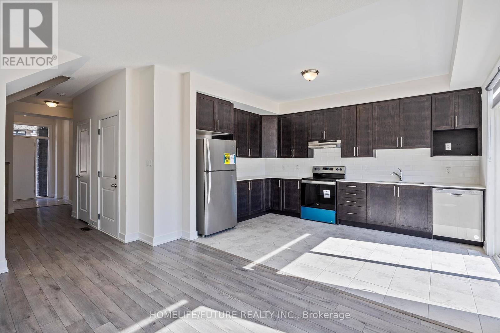 1540 Labine Point, Milton, Ontario  L9T 7E7 - Photo 12 - W12229522