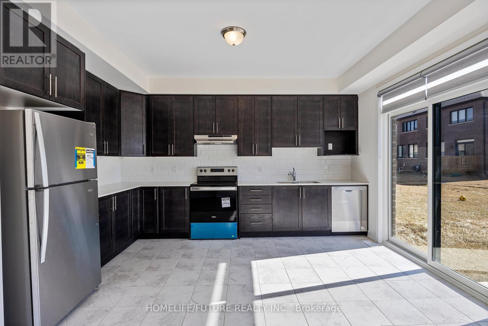 1540 Labine Point, Milton, Ontario  L9T 7E7 - Photo 14 - W12229522