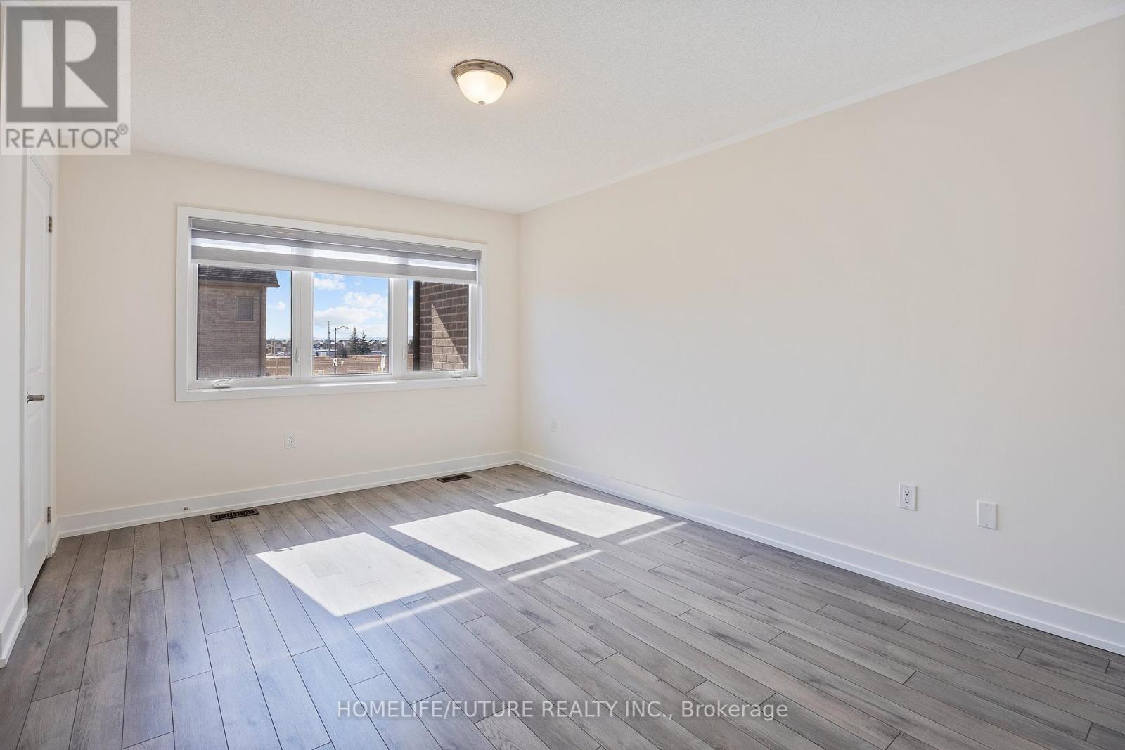 1540 Labine Point, Milton, Ontario  L9T 7E7 - Photo 19 - W12229522