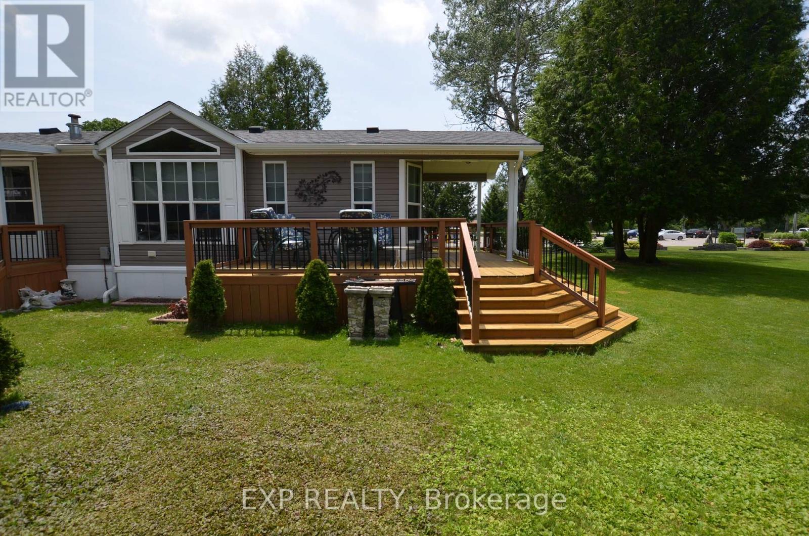 46 - 22790 Amiens Road, Middlesex Centre, Ontario  N0L 1R0 - Photo 3 - X12229628