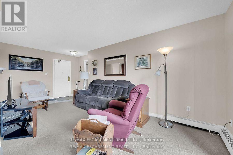 512 - 793 Colborne Street E, Brantford, Ontario  N3S 7J3 - Photo 12 - X12229382
