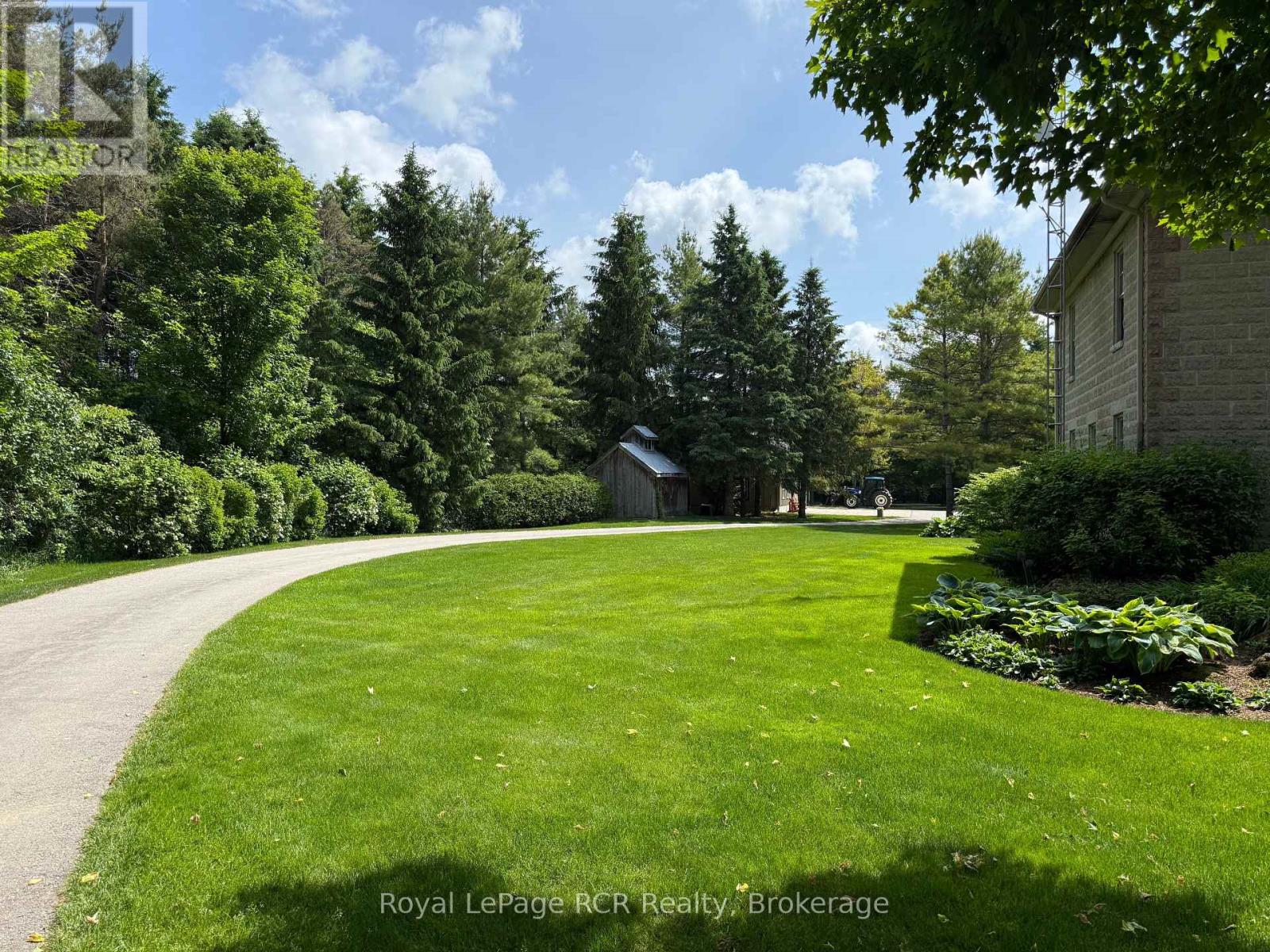 635317 Euphrasia-Holland Townline, Grey Highlands, Ontario  N0C 1H0 - Photo 4 - X12107695