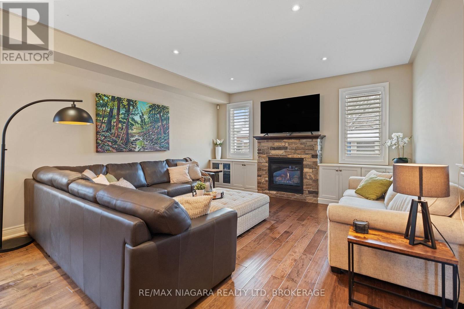 Property at 69 MACKENZIE KING AVENUE image 4