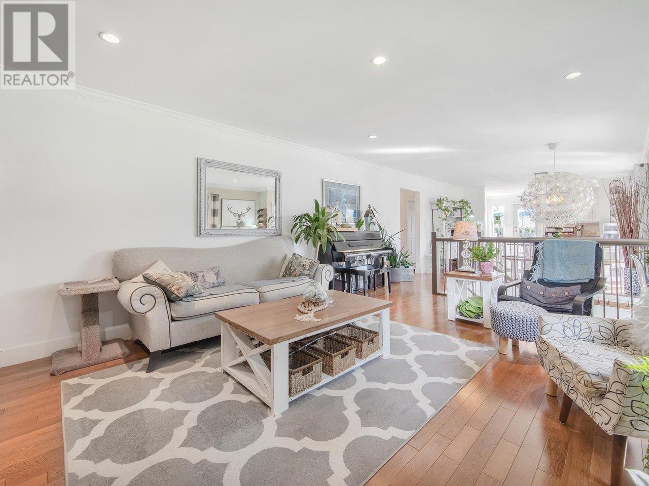 1664 58 STREET, delta, British Columbia V4L1X7