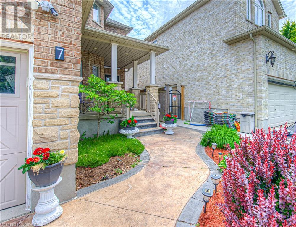 Property at 7 YATES Avenue image 2