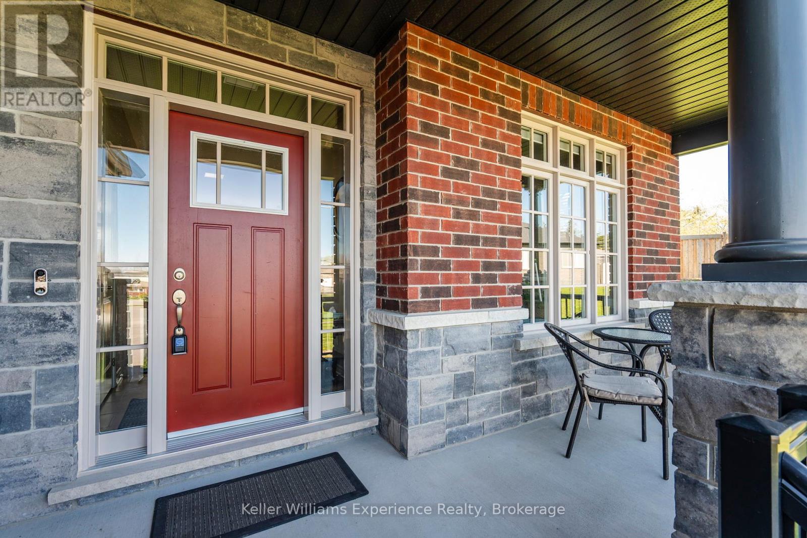 Property at 939 STOLLAR PLACE image 3