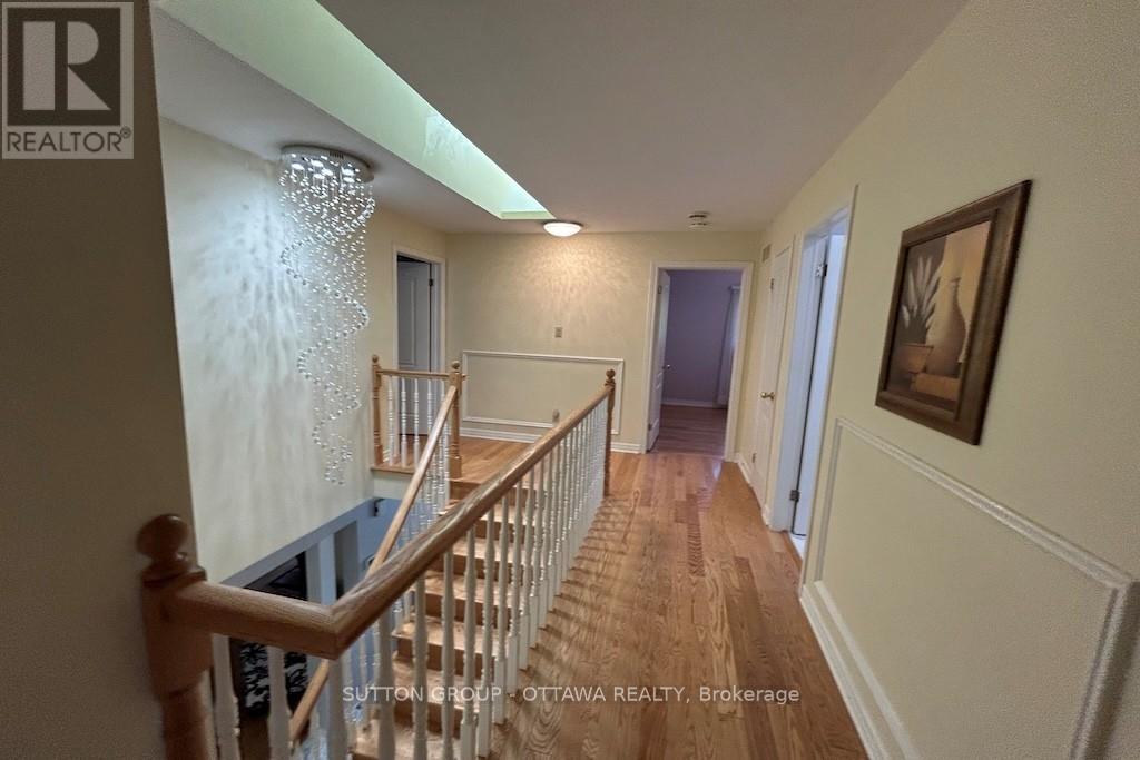 32 Cellini Court W, Ottawa, Ontario  K1G 5K3 - Photo 25 - X12229564