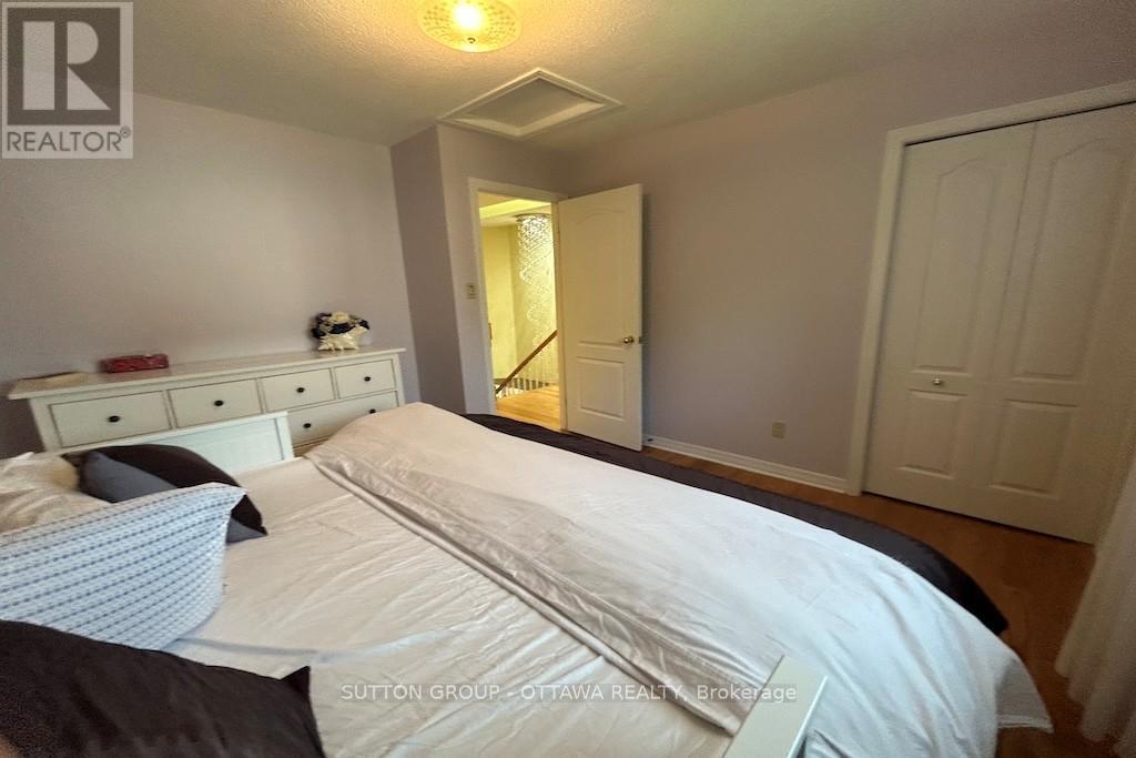 32 Cellini Court W, Ottawa, Ontario  K1G 5K3 - Photo 33 - X12229564