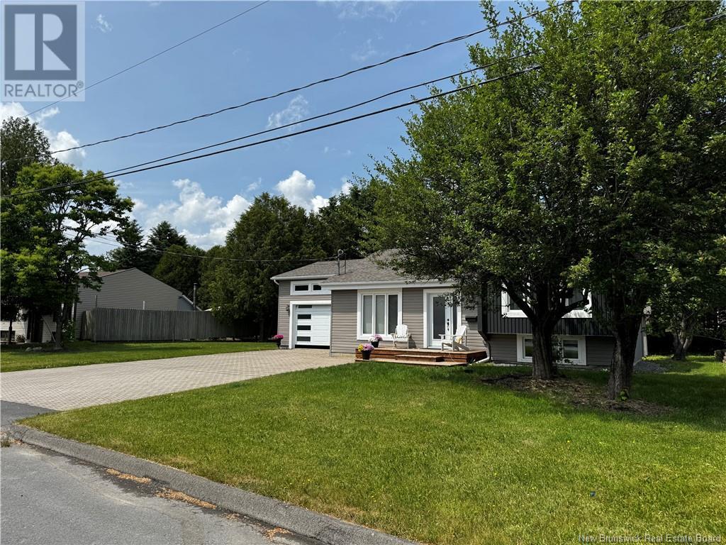 Property at 33 BOSSÉ Avenue image 2