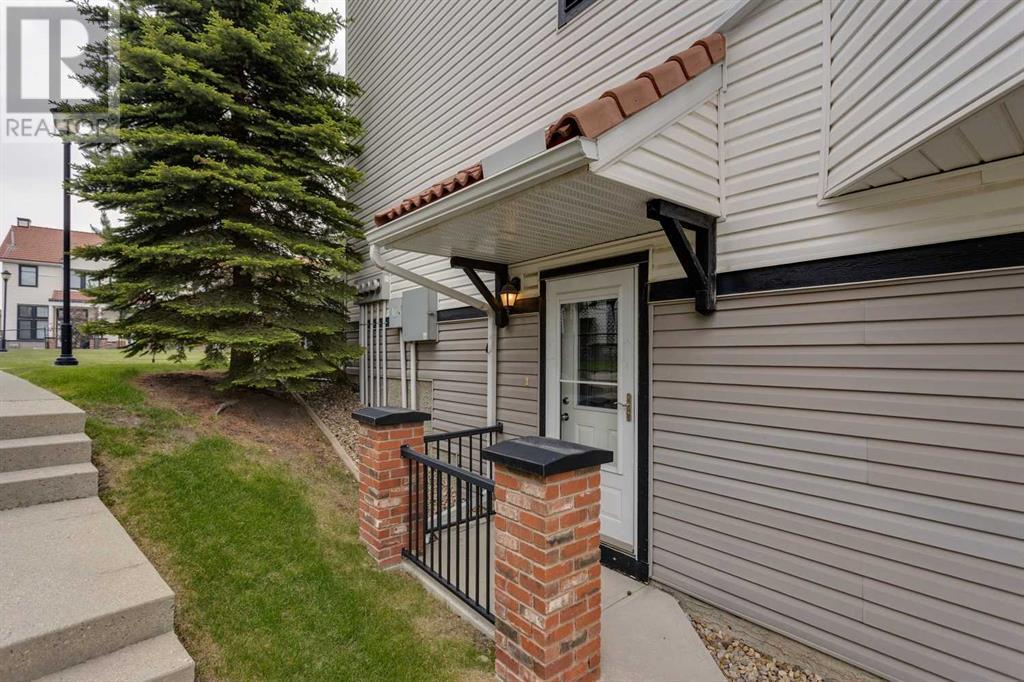 Property at 36 Royal Oak Lane NW image 3