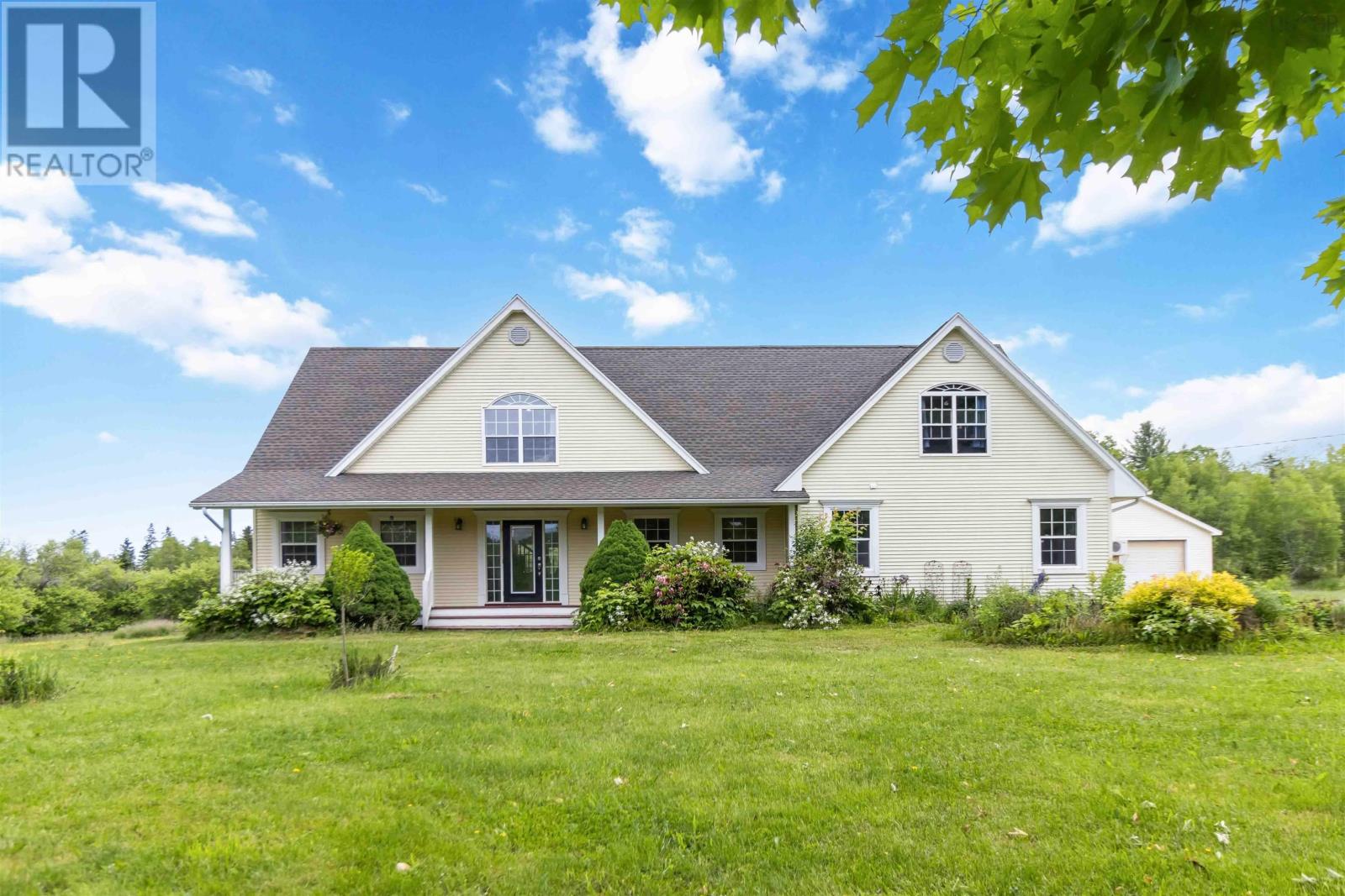 193 Mountain Road, Three Mile Plains, Nova Scotia  B0N 2T0 - Photo 2 - 202514985