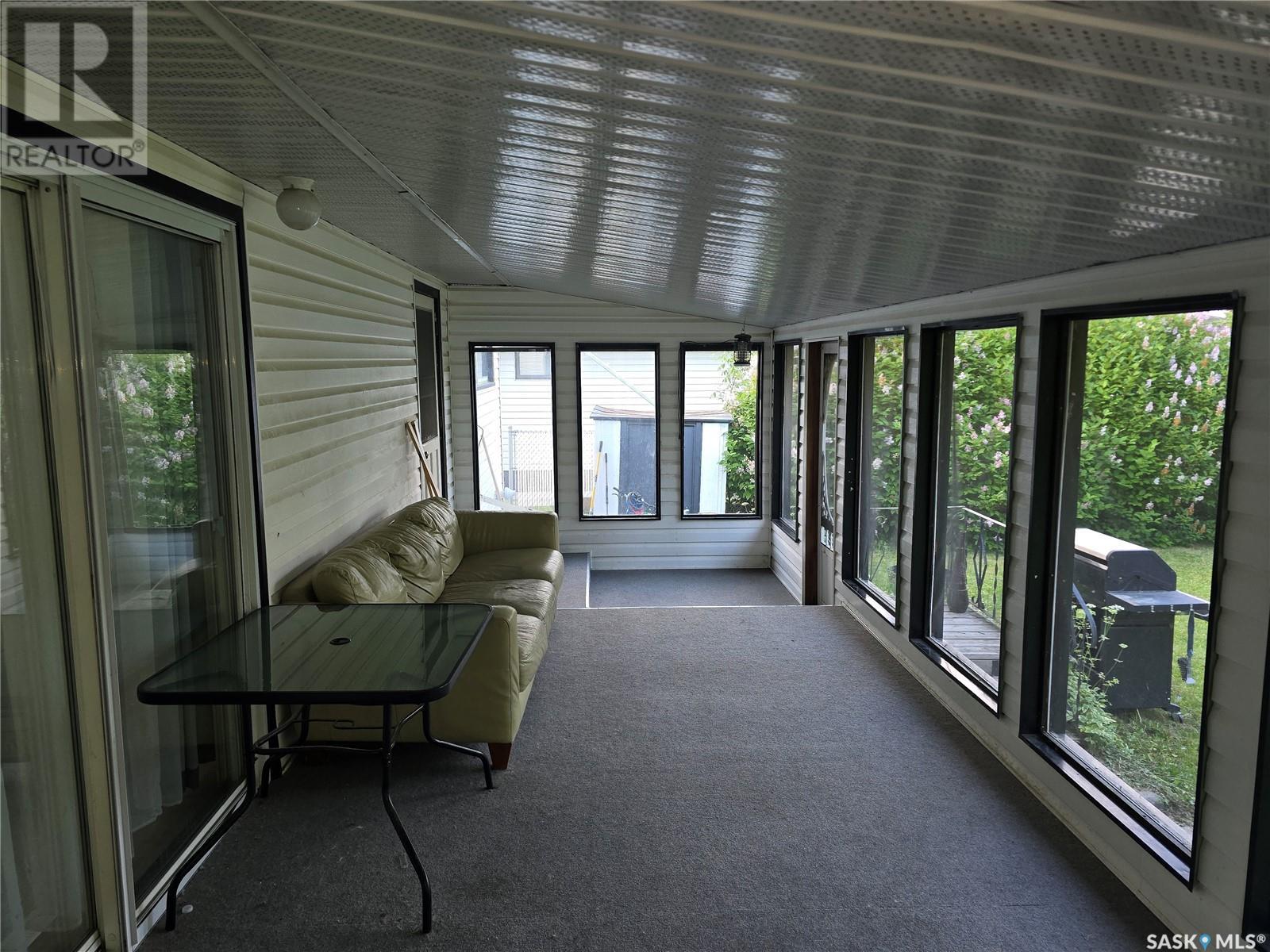 212 8th Street E, Wynyard, Saskatchewan S0A 4T0 - Photo 42 - SK009878