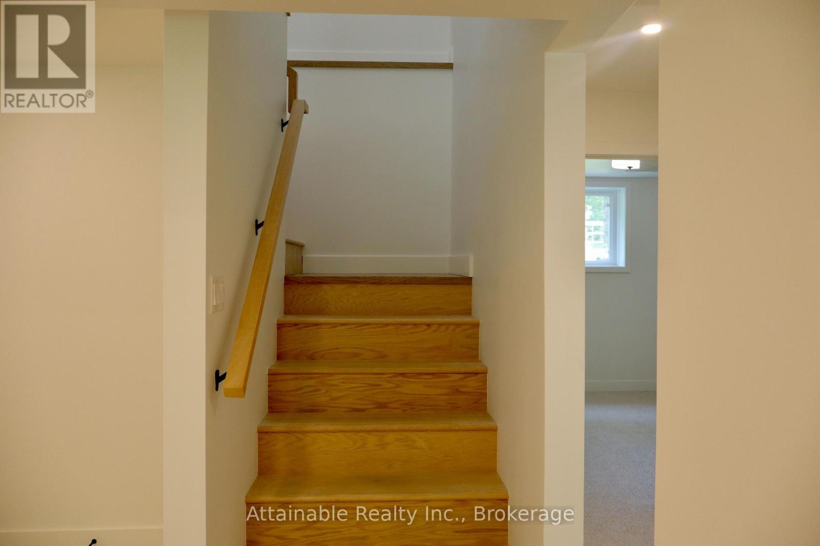 24 Collins Court, Huntsville, Ontario  P0B 1M0 - Photo 11 - X12194781