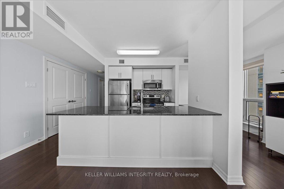 909 - 242 Rideau Street, Ottawa, Ontario  K1N 0B7 - Photo 14 - X12212085