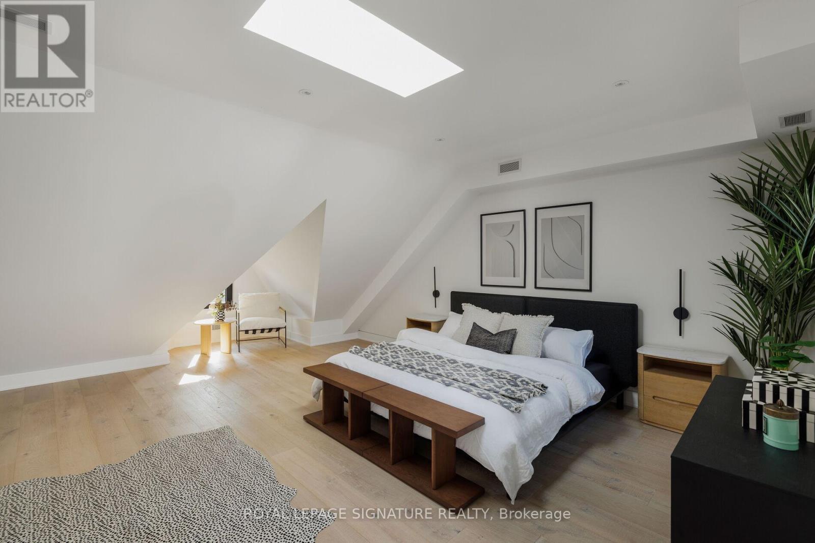 17 Lakeview Avenue, Toronto (Trinity-Bellwoods), Ontario  M6J 3B2 - Photo 30 - C12229626