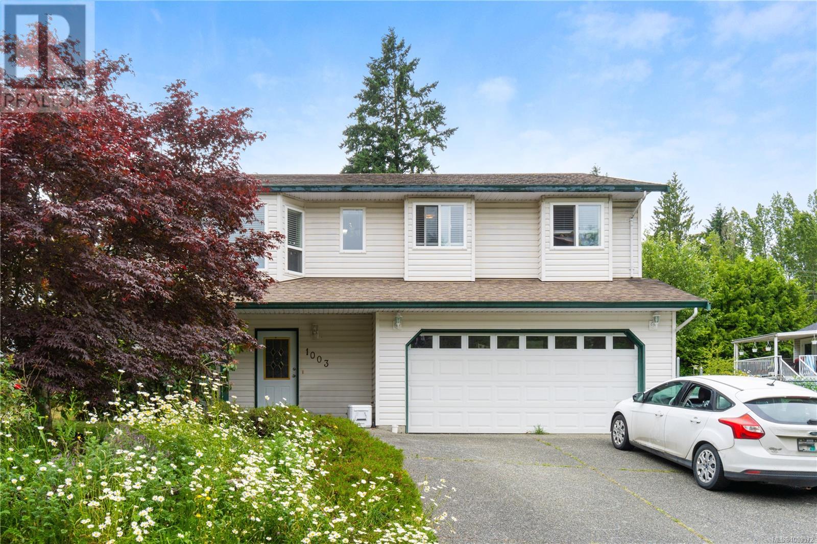 Property at 1003 Bramblewood Lane image 2