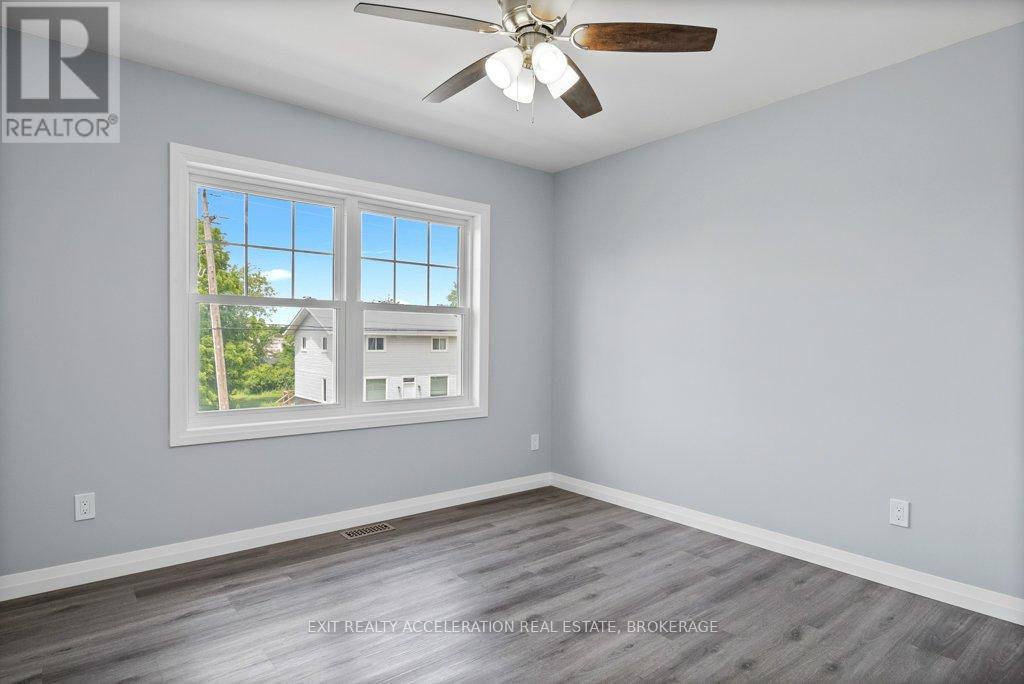 100 Palace Road, Greater Napanee, Ontario  K7R 3B3 - Photo 32 - X12229778