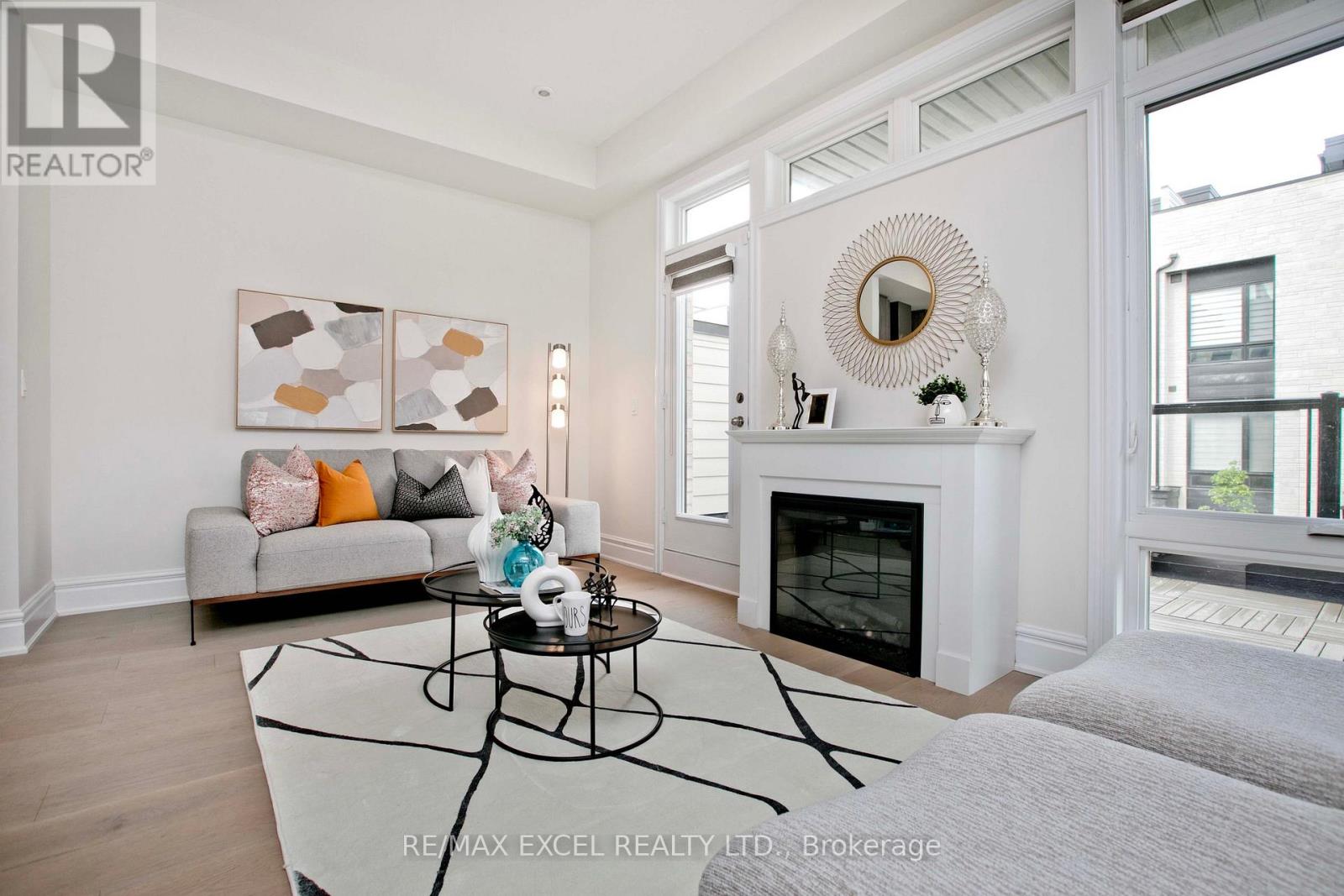 Property at 17 CREDIT LANE image 3
