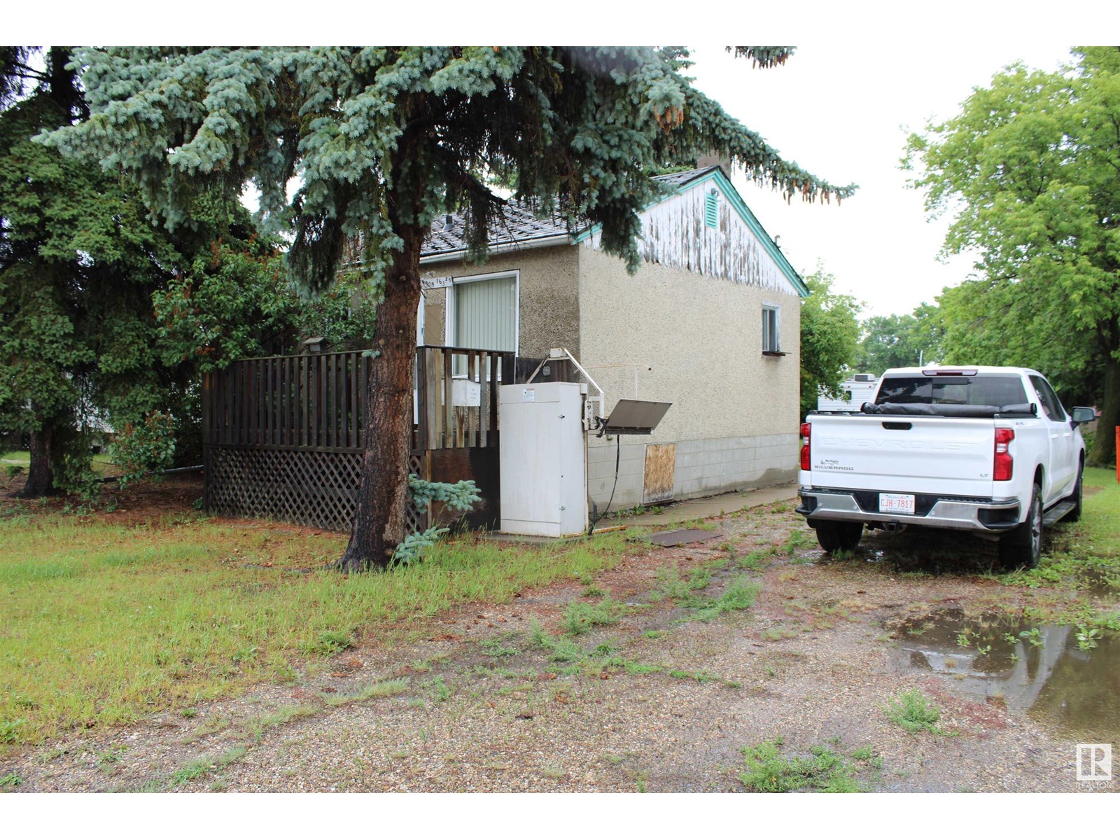 Property at 9909 163 ST NW image 1
