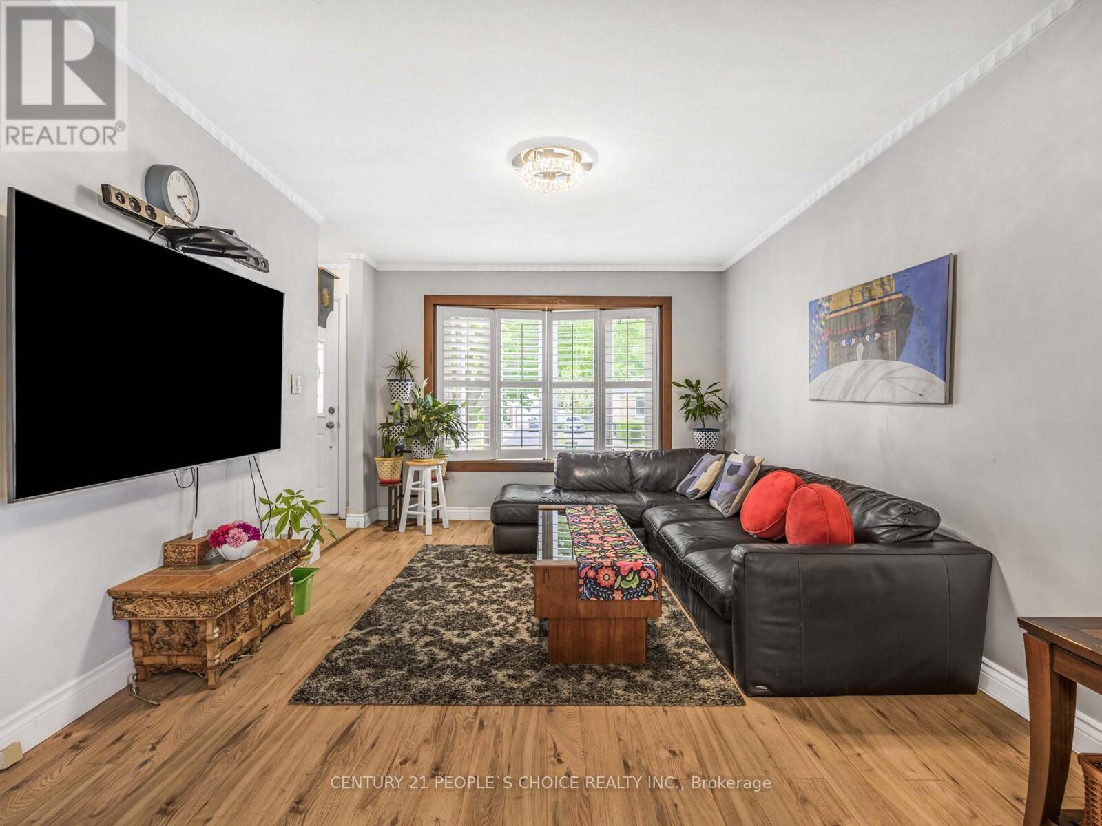 Property at 22 CHARTWELL ROAD image 5