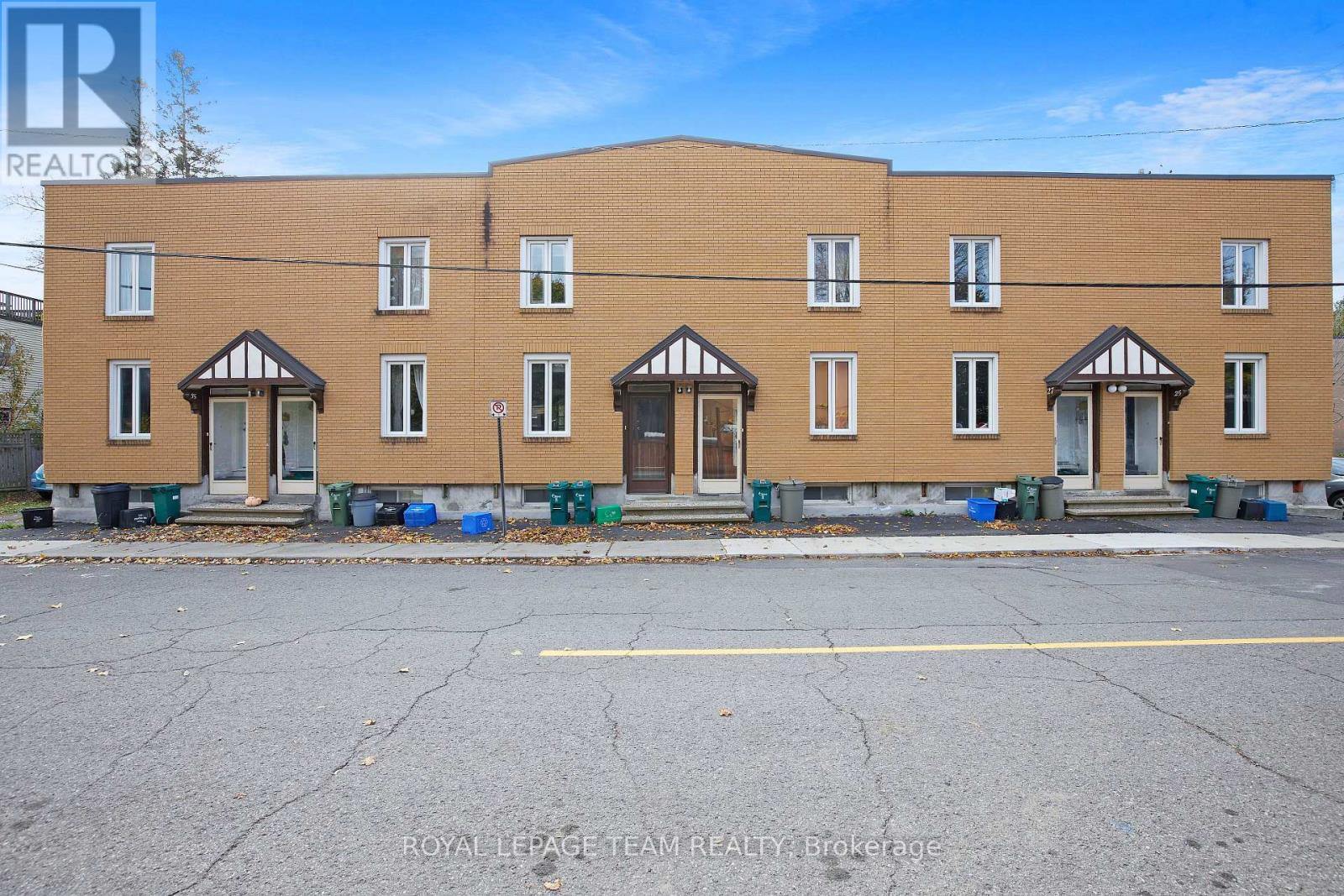 25-35 Bertrand Street, Ottawa, Ontario  K1M 1Y4 - Photo 2 - X12229746