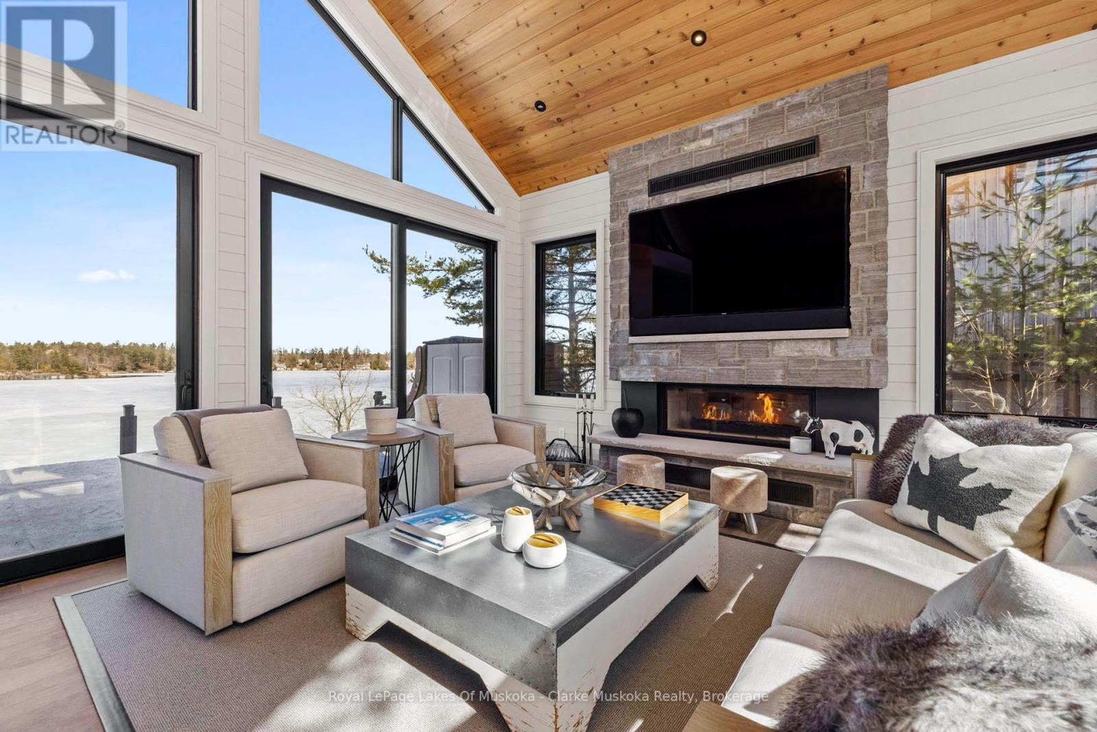 305 Wapaska Crescent, Gravenhurst, Ontario  P1P 0E9 - Photo 13 - X12066723