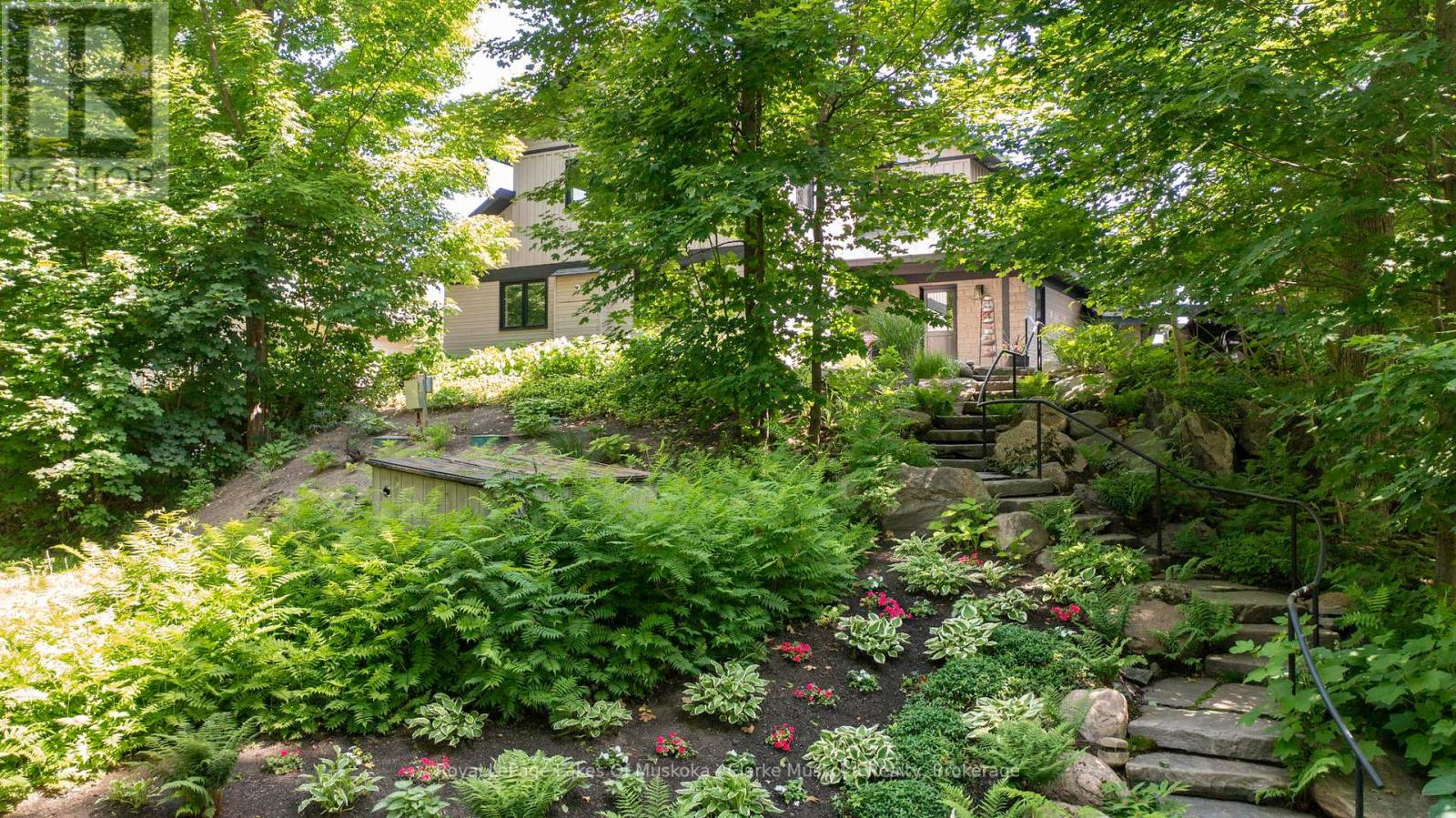 305 Wapaska Crescent, Gravenhurst, Ontario  P1P 0E9 - Photo 45 - X12066723