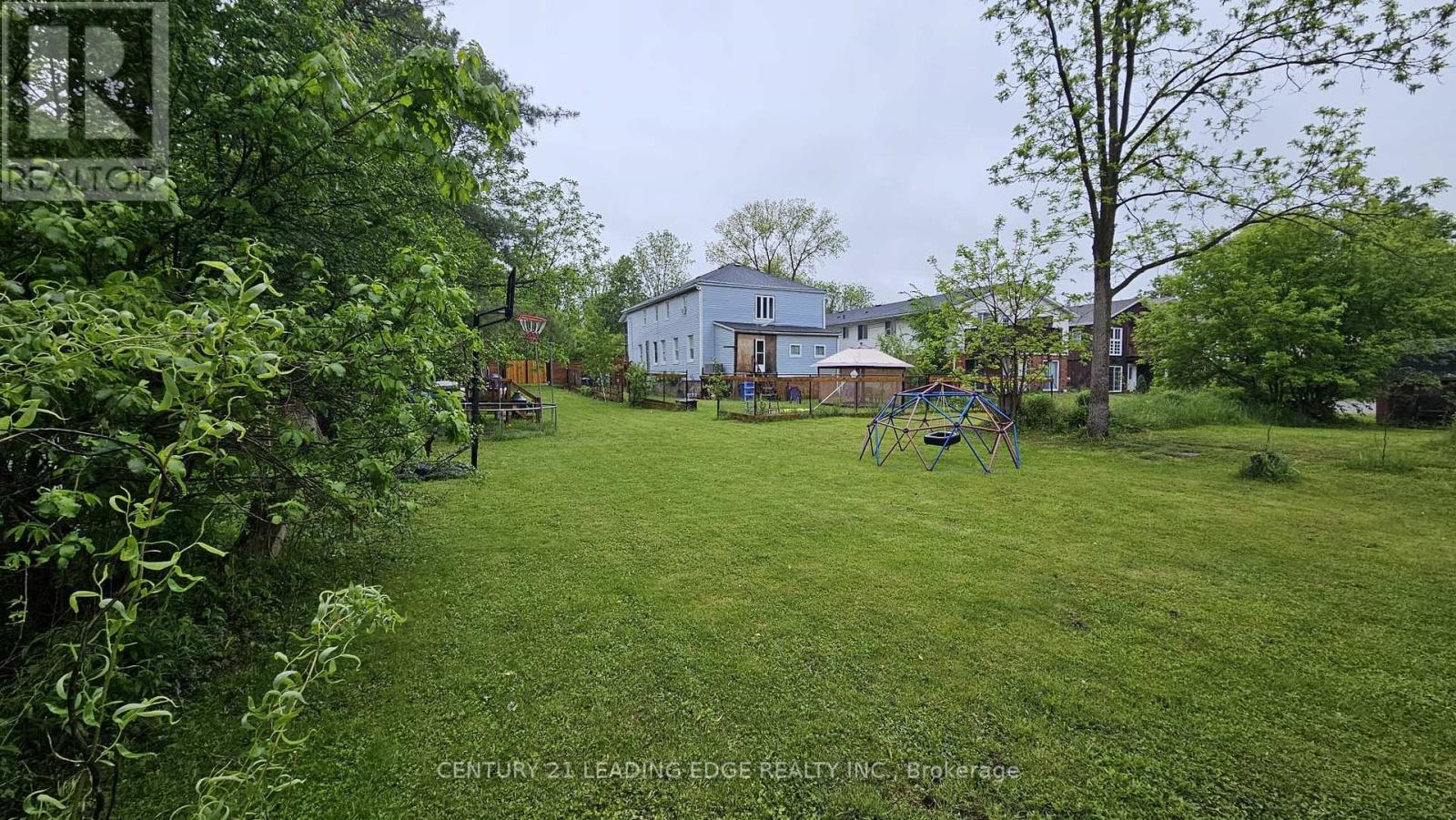 36 River Street, Thorold, Ontario  L0S 1K0 - Photo 10 - X12169877