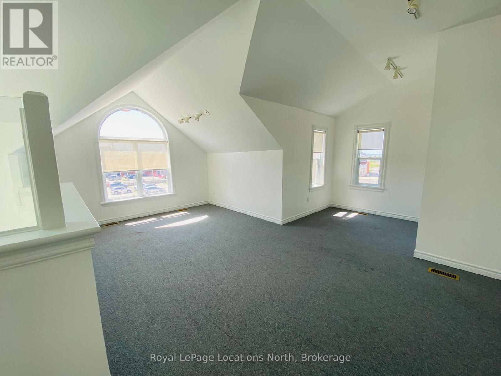 2 - 23 Saint Marie Street, Collingwood, Ontario  L9Y 3J9 - Photo 10 - S12229691