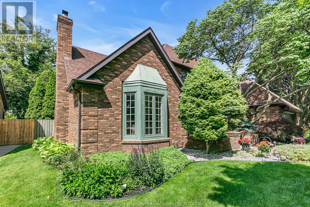 Property at 3463 ANCASTER COURT image 3